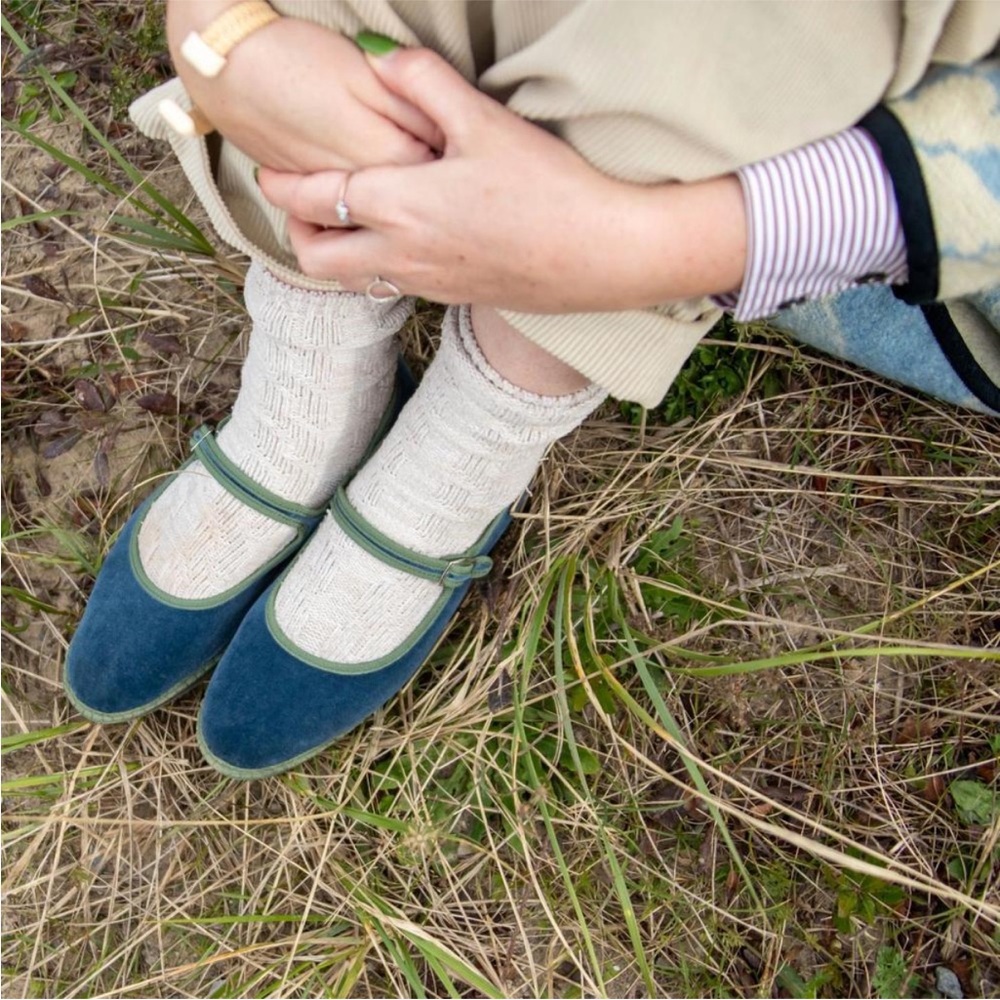 CAYUMAS women's velvet mary jane shoes in dusty blue - Picture 3 of 8